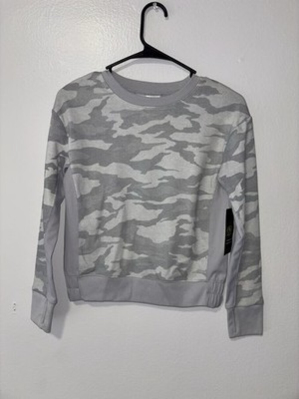 Athletic Works Girls Gray Camo Crewneck Pullover Sweatshirt Thumbholes M 7-8